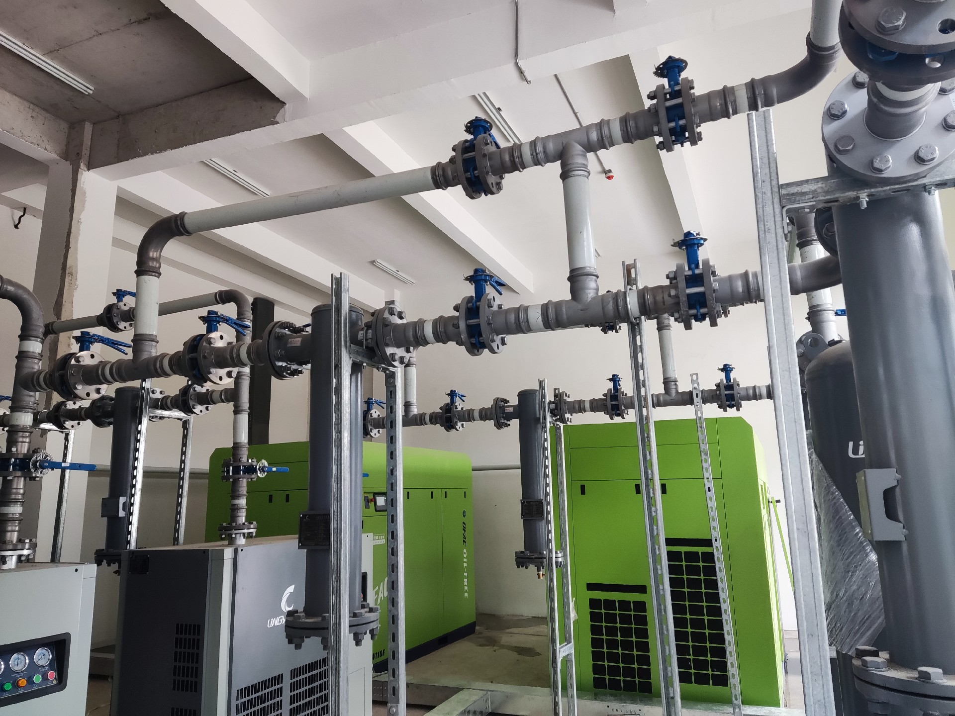 無油水潤滑空壓機(jī)