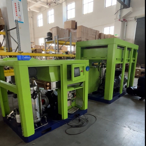 無油螺桿空壓機(jī)