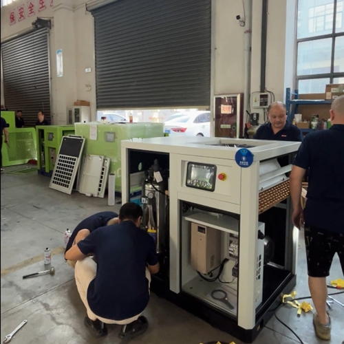 1759902430428592.jpg 螺桿壓縮機