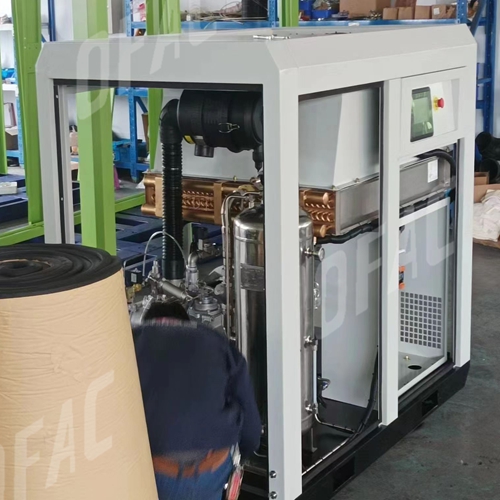 工業(yè)級(jí)空壓機(jī)